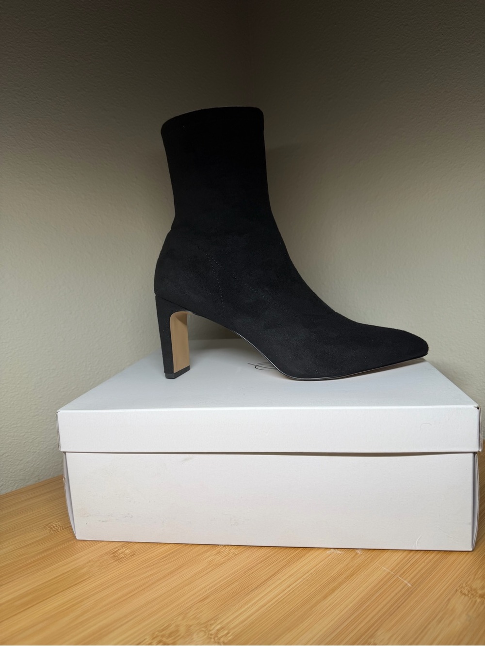 The Drop Jane Black Suede Black Pointed Toe Sock Block Heel Boots Size 11 NIB